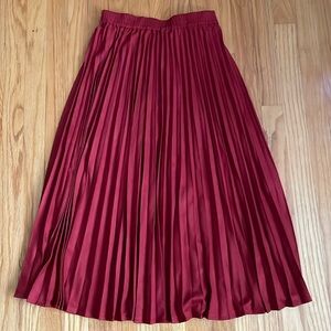 The Korner Pleated Skirt‎ M